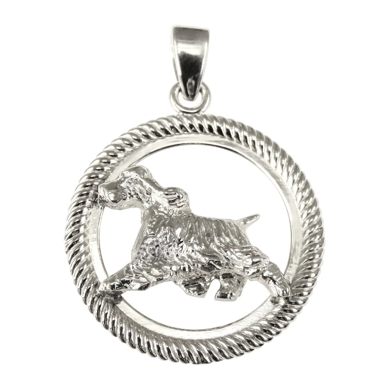 Springer Spaniel in Sterling Silver Braided Circle Pendant